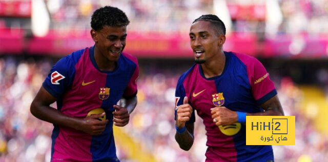 انطلاق الشوط الثاني من مباراة برشلونة و بلد الوليد