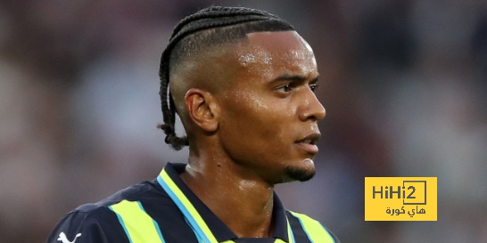 أرقام مانويل أكانجي في فوز مانشستر سيتي على وست هام