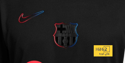 صور: طقم برشلونة الثاني للموسم الحالي