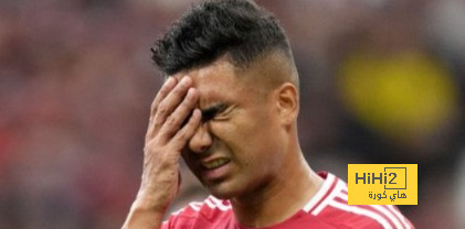 كاسيميرو لن يفكر في الرحيل عن مانشستر يونايتد