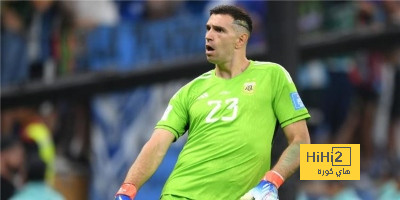إميليانو مارتينيز يرشح لاعب إنترميلان للكرة الذهبية