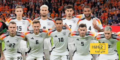 عين على موسيالا في مباراة هولندا