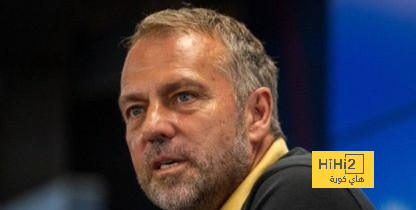 هانزي فليك يشيد بهذا الثنائي من لاعبي لاماسيا