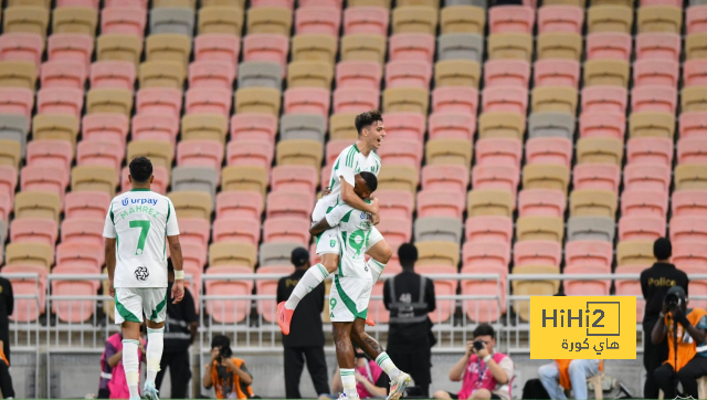 فيديو: الأهلي يفتتح التسجيل في شباك ضمك