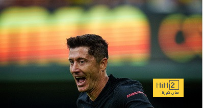 ليفاندوفسكي يعادل أهداف أفضل لاعب بولندي في الليغا