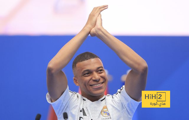 ريال مدريد يسعى لتجاوز أزمته أمام فياريال مع عودة مبابي