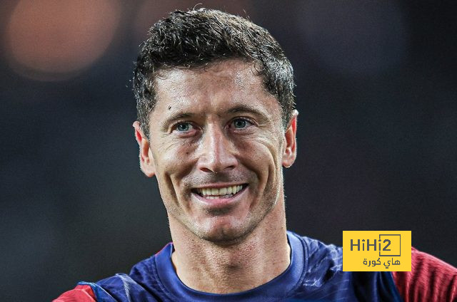ليفاندوفسكي على أعتاب إنجاز تاريخي مع برشلونة في الدوري الإسباني