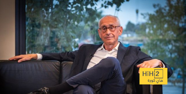 فيران أوليفيه يسلط الضوء على شجاعة إدارة برشلونة