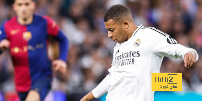 إحصائيات مبابي أمام برشلونة