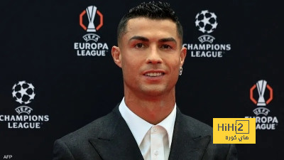 ما هي الصفات التي يرغب لاعبو كرة القدم في اكتسابها من كريستيانو رونالدو؟