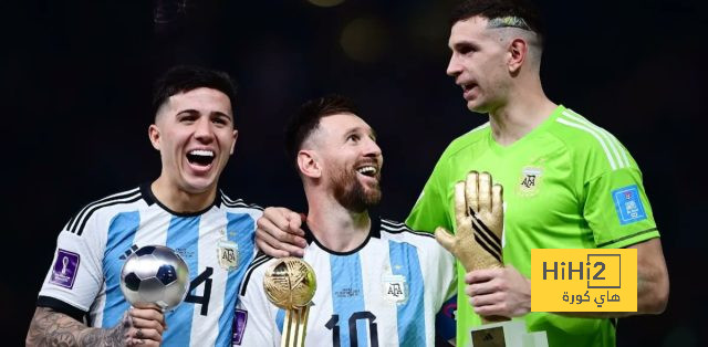 إميليانو مارتينيز يرد على الاتهامات ضد إنزو فرنانديز