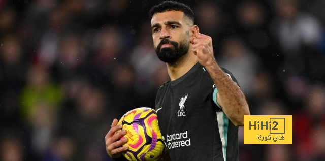 أسطورة ليفربول يدعم بقاء صلاح