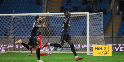 الأهلي يتأخر أمام التعاون بثنائية في الشوط