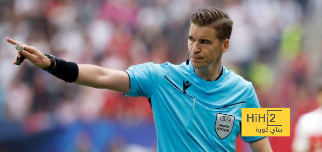 حكم مباراة برشلونة وبوروسيا دورتموند