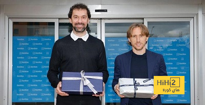 نجوم ريال مدريد يوزعون الهدايا على أطفال المستشفيات