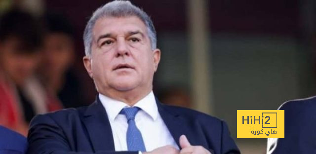 فيديو.. ادارة برشلونة تطرد رابطة المشجعين وتشتري جمهور بالأموال