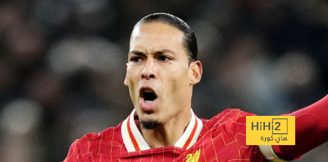 رومانو يكشف اقتراب ليفربول من تجديد عقد ثلاثي الفريق