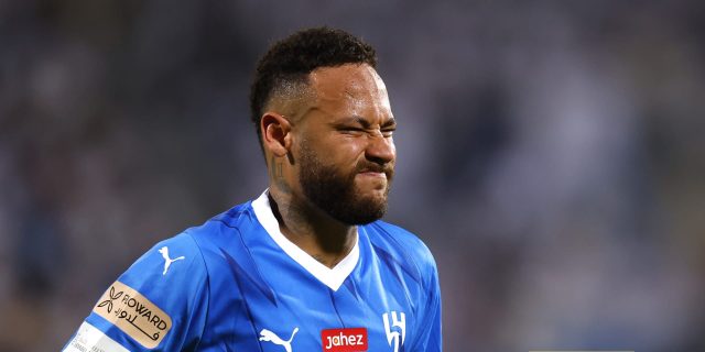 سجل الإصابات.. كيف عانت مسيرة نيمار مع الهلال؟
