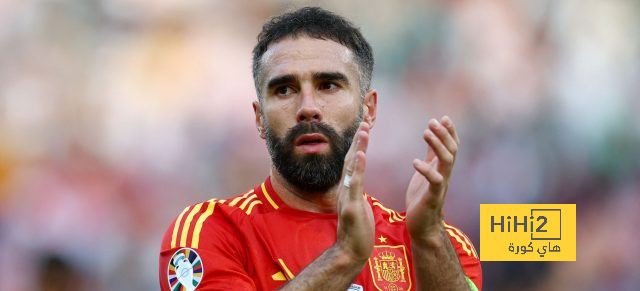 بين توقيع وكلمات… هدية كارفاخال التي غيّرت خطة شوكاس