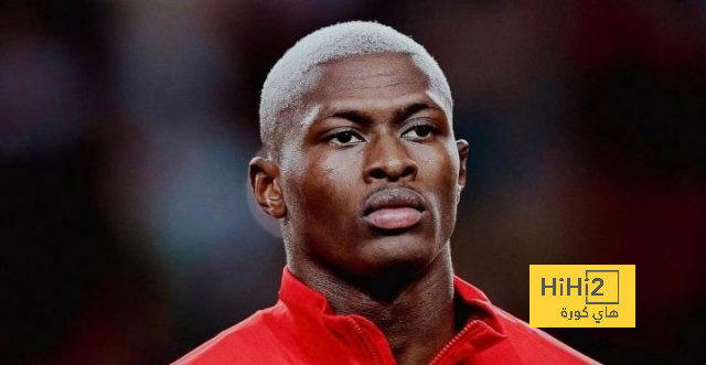 مينديز يحدد موقفه من الانتقال إلى مانشستر يونايتد وباريس هادئ