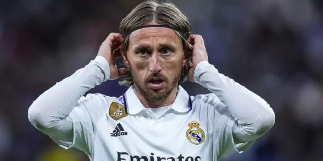 خبر سار لريال مدريد بشأن مودريتش