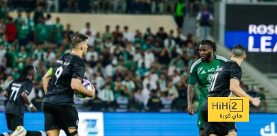 الأهلي يحطم رقمين قياسيين أمام الشباب