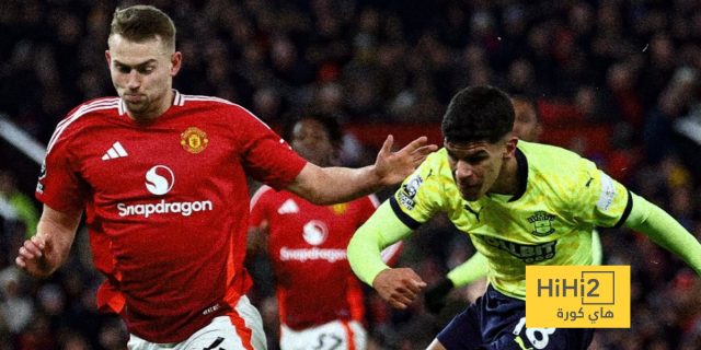 مانشستر يونايتد يتأخر أمام ساوثهامبتون في الشوط الأول