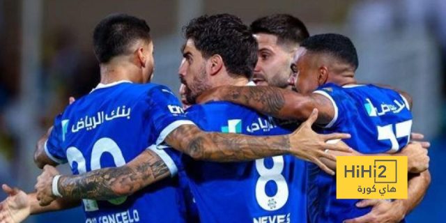 تعليق قوي من نجم الهلال بشأن المنافسة على الدوري