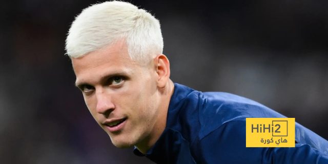 برشلونة يتعامل بحذر مع حالة أولمو