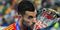 السبب الذي طرد من اجله سيبايوس من المنتخب الاسباني