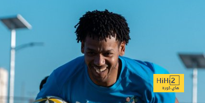 رومارينيو نجح مع نيوم قبل الرحيل