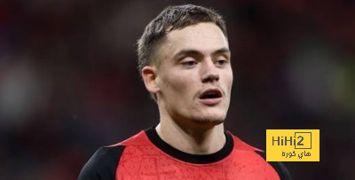 لاعب بايرن ميونخ السابق يطلب من فيرتز عدم الرحيل للريال