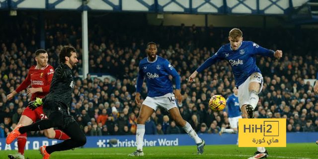 إيفرتون يخطف تعادل مثير أمام ليفربول في الدوري الإنجليزي