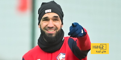 استقبال حار من قبل لاعبي ليل للجزائري بن طالب بعد عودته للتدريبات.. فيديو