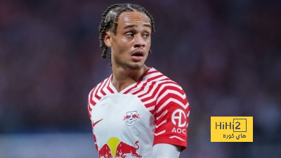 ليفربول ومانشستر يونايتد يتنافسان على التعاقد مع تشافي سيمونز