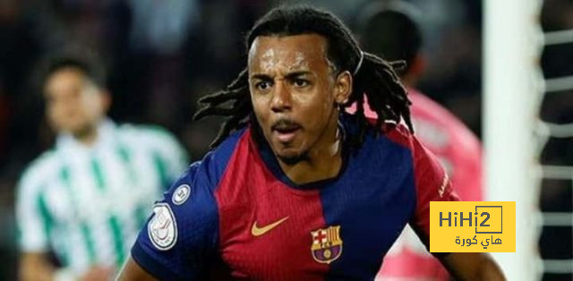 برشلونة يتحرك لتمديد عقد كوندي