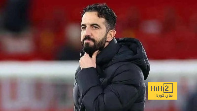 اليونايتد يستهدف 10 نجوم تنتهي عقودهم في 2026