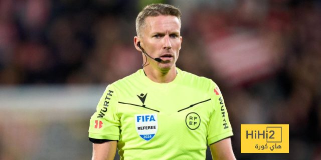 رسميًا.. الكشف عن حكم مباراة برشلونة وأتليتكو مدريد