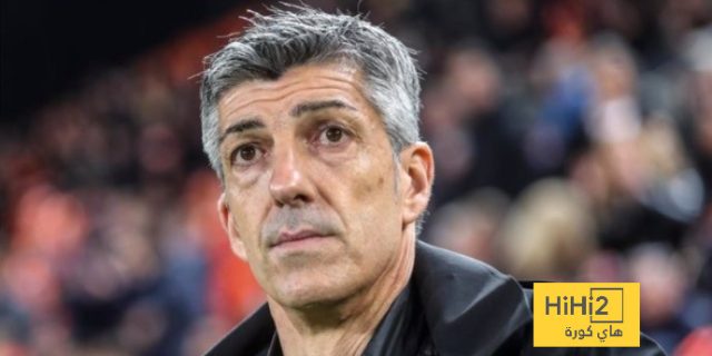 مدرب سوسيداد يعلق على طرد إيلوستوندو أمام برشلونة