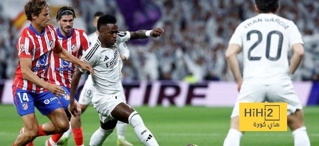 ألفارو بينيتو يُهاجم ريال مدريد: “يُسهل الأمور لمنافسيه”