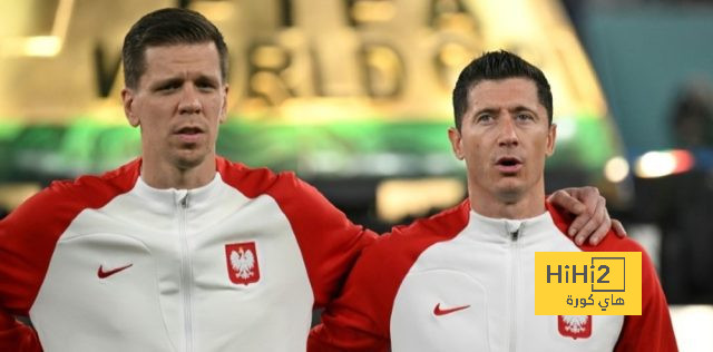 أوربان: ليفاندوفسكي وتشيزني عنصران مؤثران في برشلونة