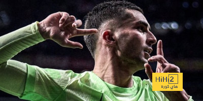 توريس يكشف كيف يساعد االلاعبين الشباب في برشلونة