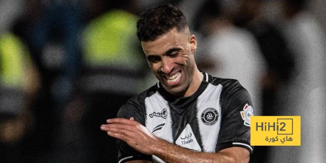 الشباب يحفز لاعبيه قبل مواجهة الاتحاد