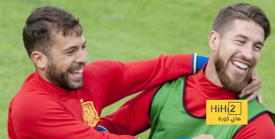 الريال و برشلونة يتقاسمان التشكيلة المثالية التاريخية لمنتخب اسبانيا
