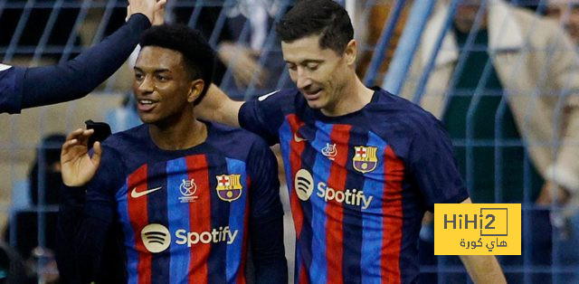 توتر في برشلونة.. ليفاندوفسكي يعاتب بالدي بعد مباراة جيرونا
