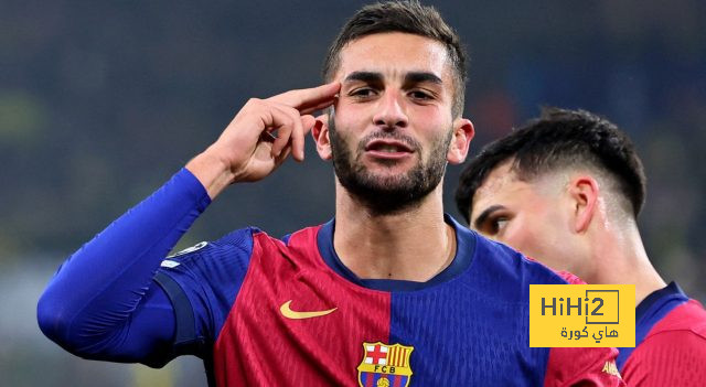 لماذا فضل فليك فيران توريس على ليفاندوفسكي؟