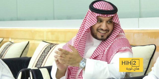هل يسخر من الهلال؟ تغريدة رئيس النصر تثير الجدل!