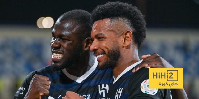 تراجع أداء نجم الهلال يهدد بقاءه في الفريق