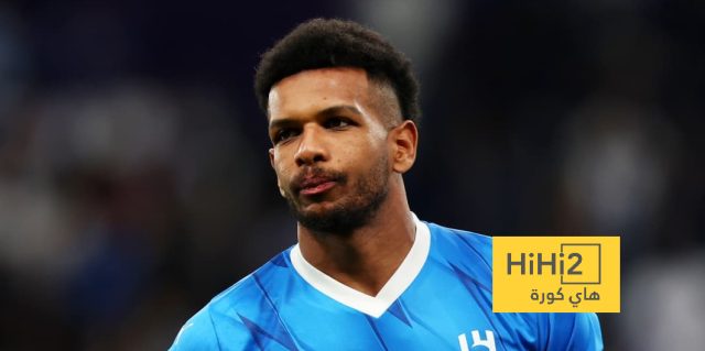 البليهي يعترف بأسباب تراجع مستواه مع الهلال