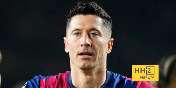 أرقام ليفاندوفسكي في مباراة برشلونة ودورتموند
